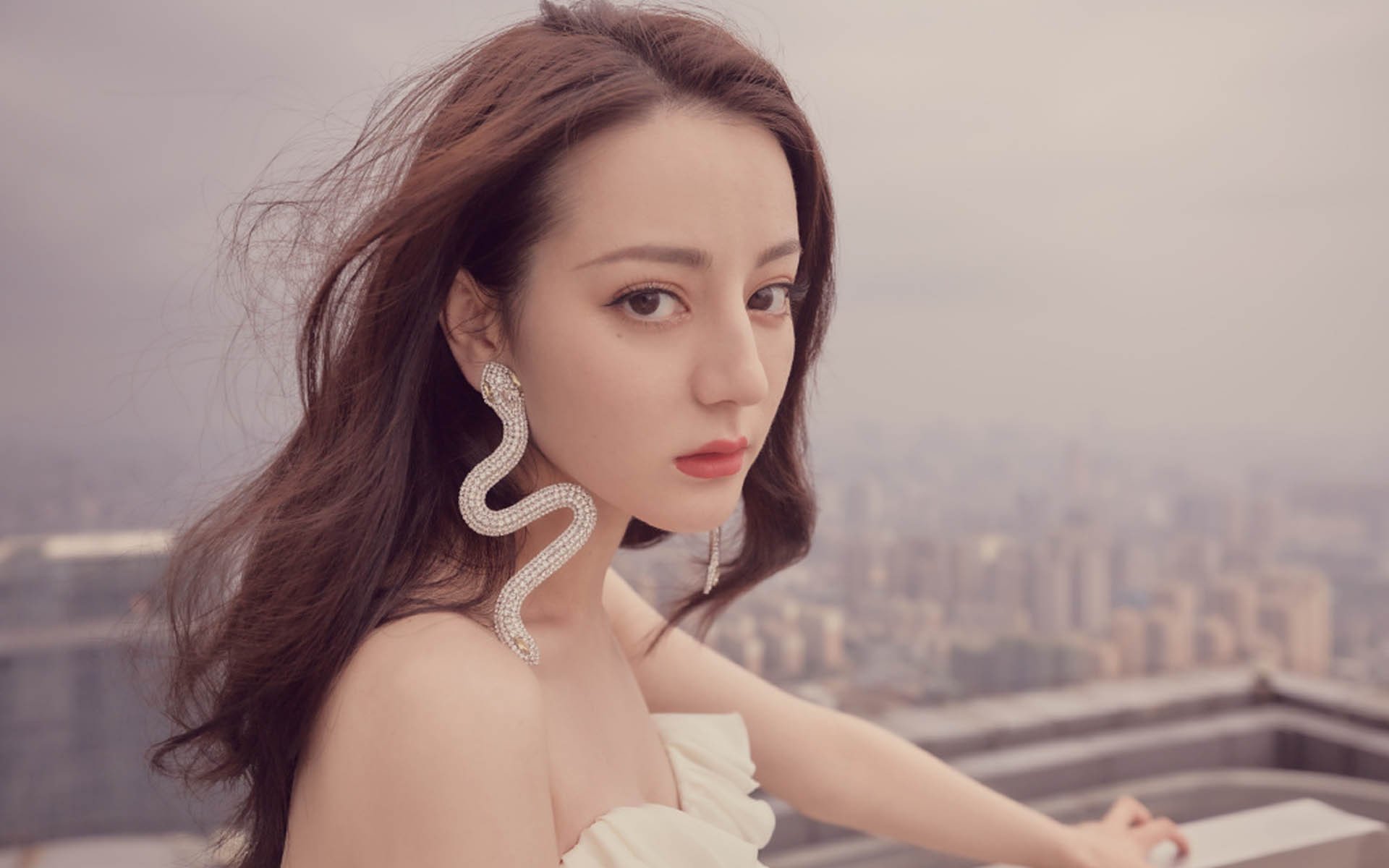 中国篮球职业联赛品牌形象塑造与传播策略，中国职业篮球联赛的英文字母是什么