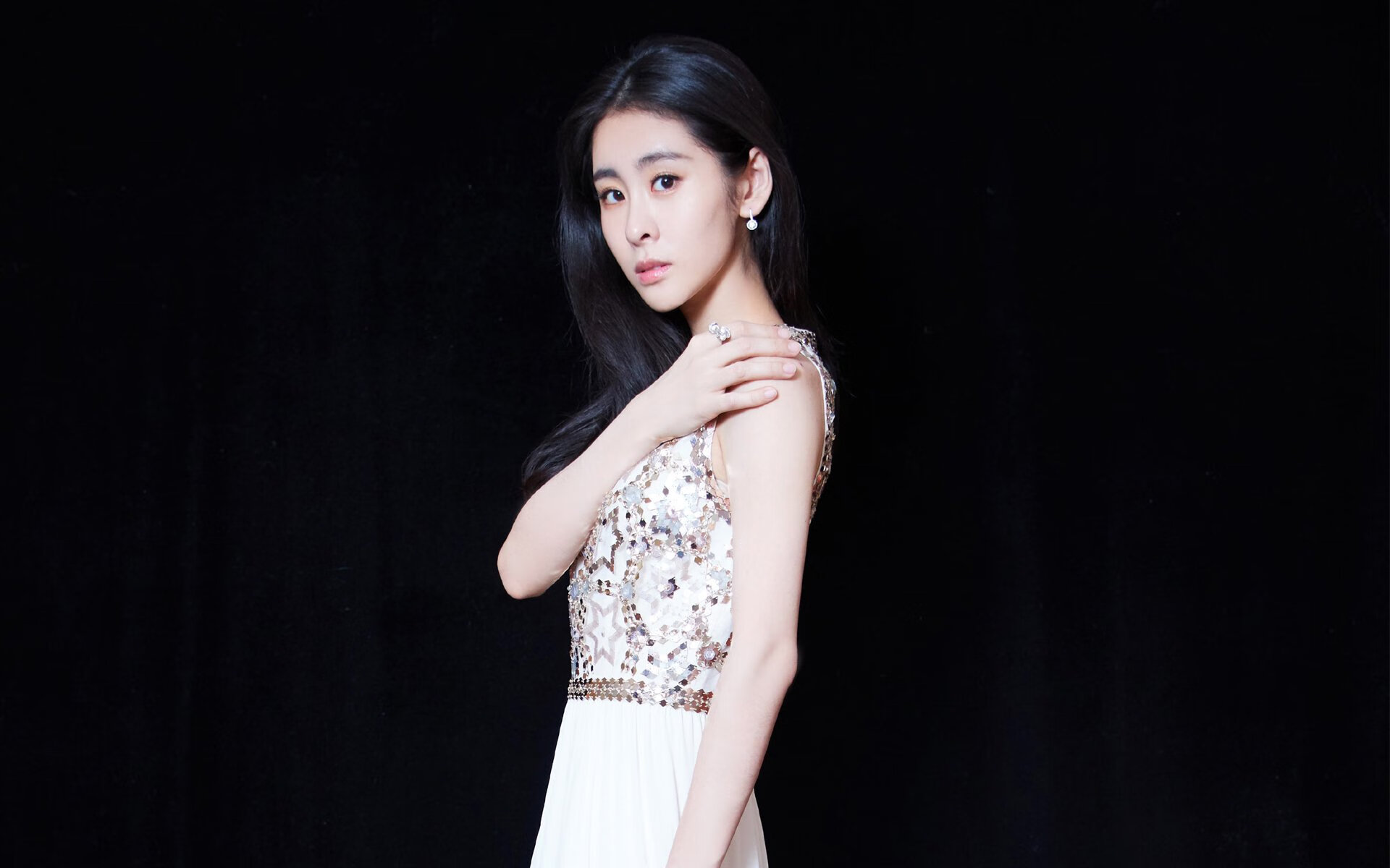 开云体育俱乐部官网-五大联赛球队季前训练营设置对初期表现的影响，五大联赛球队之间的嫡系关系