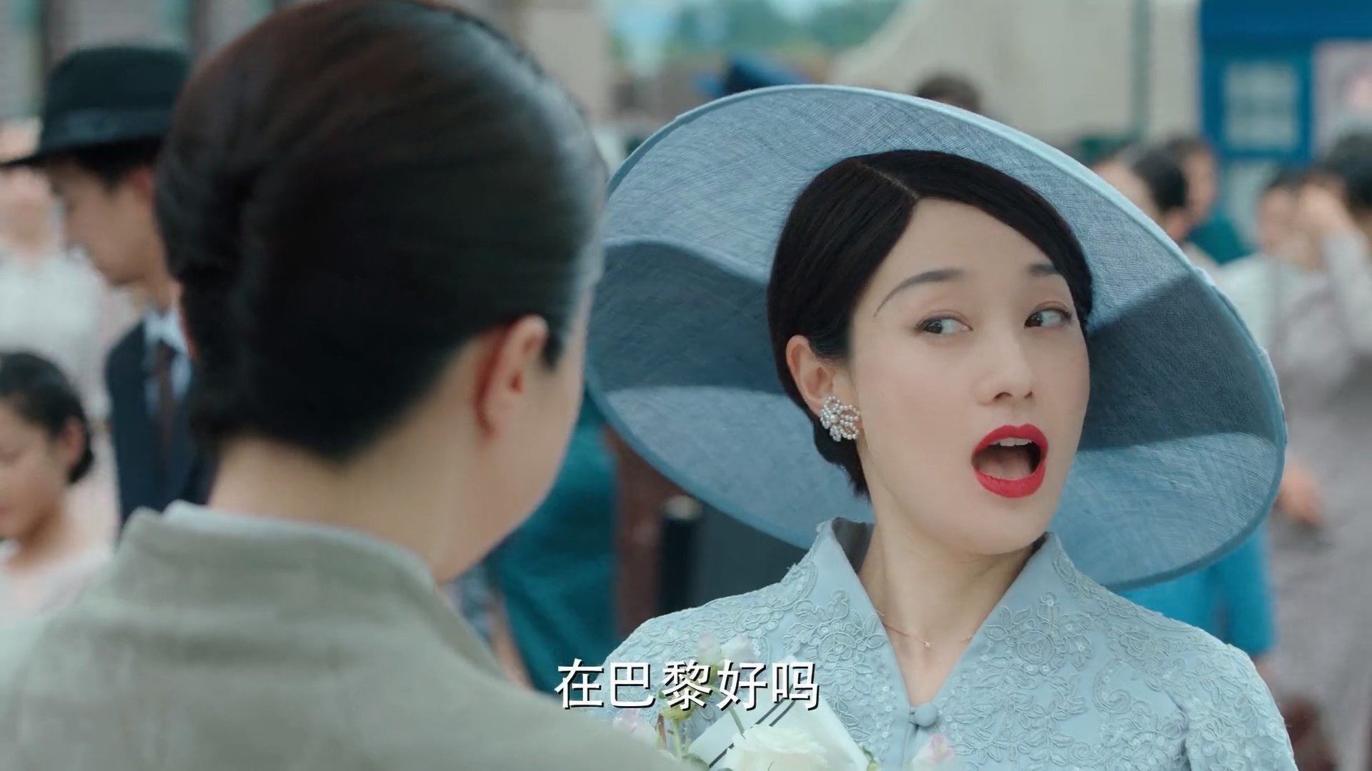 里昂持续调整锋线组合保持进攻多样性,里昂前锋