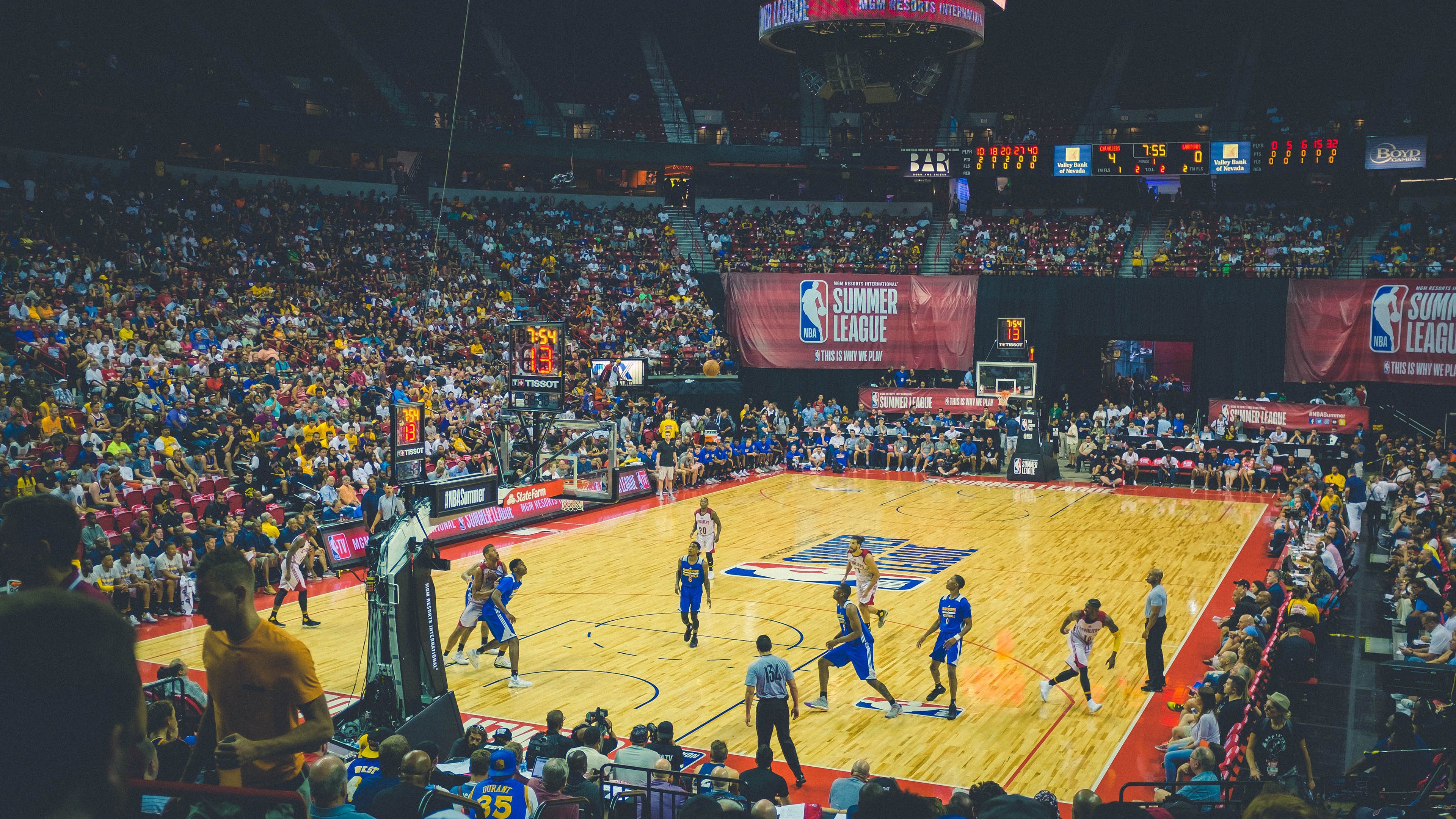 开云体育俱乐部官网-LPL巨额转会搅动电竞格局，lpl转会期是什么时候